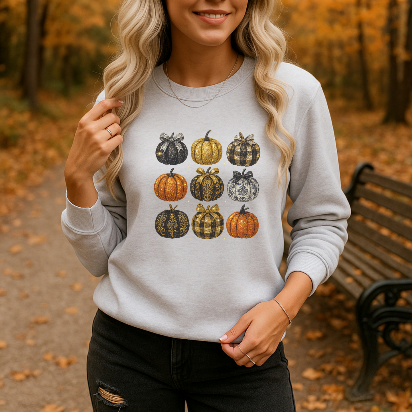 Glam Rhinestone Pumpkin Crewneck Sweatshirt – Unisex Heavy Blend (Gildan 18000) | Sparkling Fall & Halloween Sweat